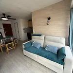 Classe Avec Acces Et Vue Port Apartman