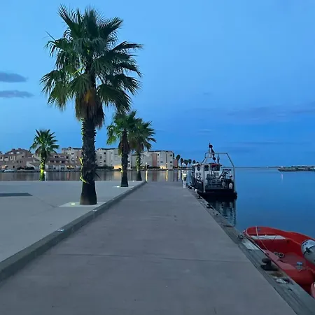 Avec Vue Sur Le Port Apartment *